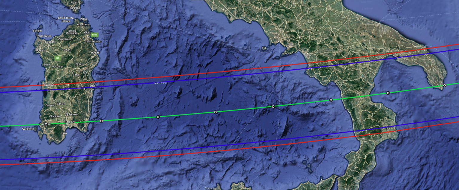Zona di visibilità dell’occultazione di Betelgeuse da parte dell’asteroide 319 Leona. La linea verde rappresenta la linea centrade dell’occultazione. Le due linee blu sono i limiti di osservabilità mentre le linee rosse sono i limiti ad una deviazione standard (incertezza). Mappa creata con Google Earth e informazioni dal sito astrocampania.it