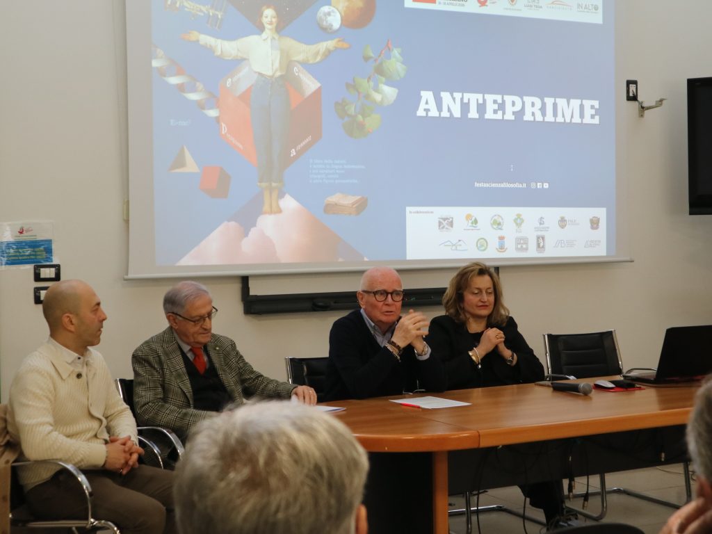 Stefano Morini, Pro loco di Colfiorito, Maurizio Renzini, presidente del Laboratorio di Scienze Sperimentale, Corrado Morici, responsabile Experimenta Foligno, Elisabetta Ugolinelli, assessore alla Scuola del Comune di Foligno